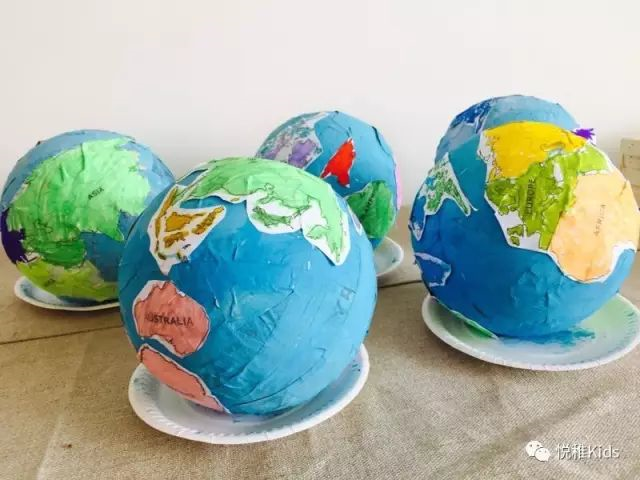 利用我们身边的材料,如:超轻粘土,废纸,泡沫球等,制作一