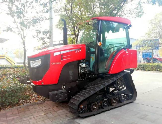 新款亮相传承经典全新开发东方红履带拖拉机