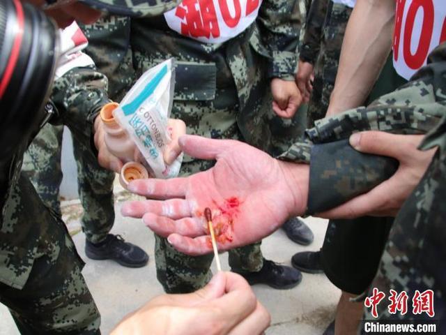 95后武警的奋斗青春从执勤战士到特战尖刀