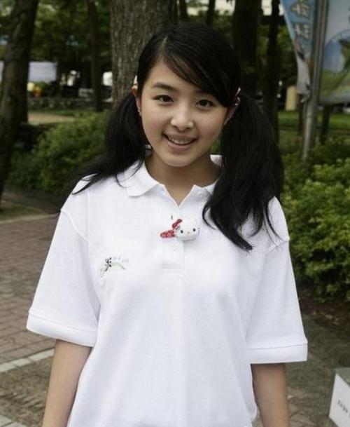 出道即巅峰,被骂"公交车",陷陪睡丑闻的张含韵,今怎样