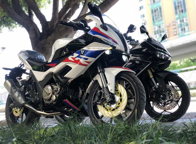 新款排量跑车400cc魔影宝马摩托车水冷电喷abs摩托车