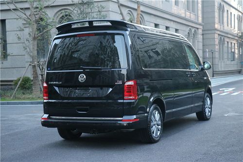 2018款进口大众t6商务车稳如泰山