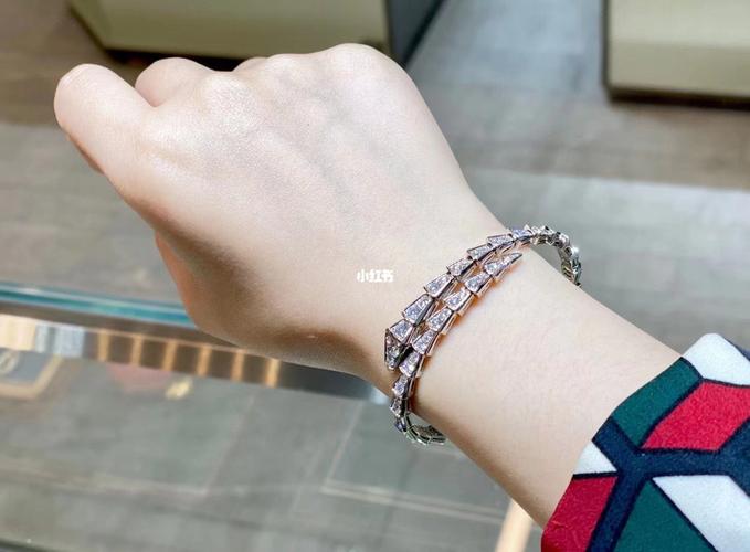 bvlgari — 宝格丽 蛇手镯97_宝格丽怎么样_手镯_时尚_配饰