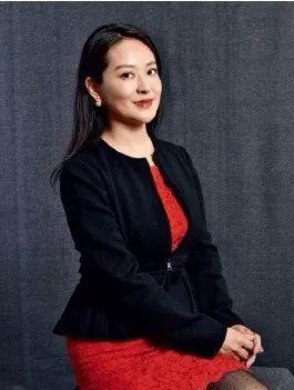 央视知名主持人张泉灵转行做投资人可谓是业界的明星了.