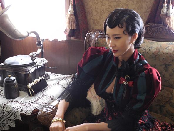 猛兽列车热播夏侯琪誉变身妩媚女特工