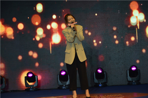 《中国好声音》汪峰战队由美,第三季《中国好声音》齐秦战队刘双双,第