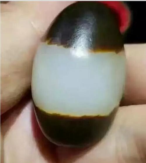 前几天朋友圈和空间都被一则令人惊奇的消息刷了屏:一块27克的天地