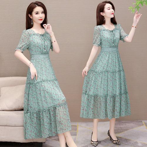 愫惠君碎花连衣裙女夏装2020新款气质收腰显瘦时尚女神范过膝短袖长裙