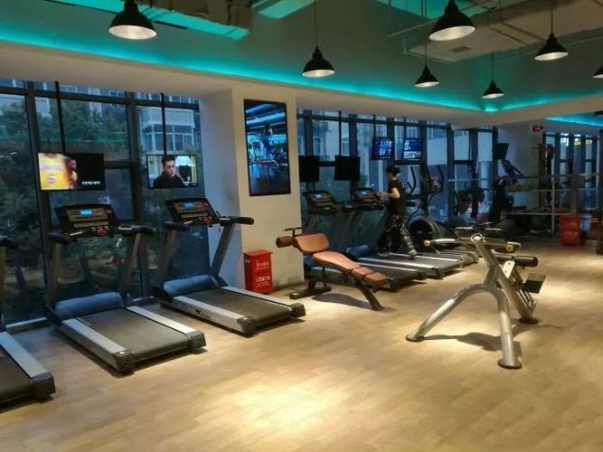 武汉人朋友圈里刷屏晒照的那些健身房,到底什么来头?