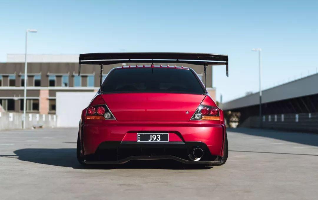 三菱evo9宽体大尾翼绝对是街上最靓的仔