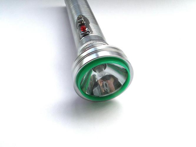 定做 老式用电池的手电筒 kd500 怀旧铁质铁皮三节一号电池老式手电筒