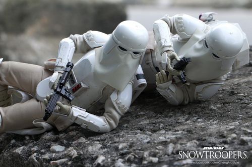 《星球大战》雪地暴风兵 1:6比例珍藏人偶实物图逼真呈现