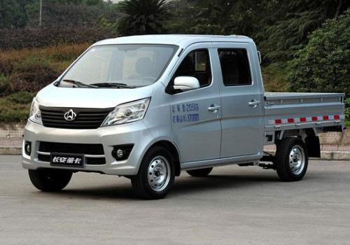 为什么长安星卡s201(双排)和五菱荣光小卡双排的货箱尺寸差不多,载重