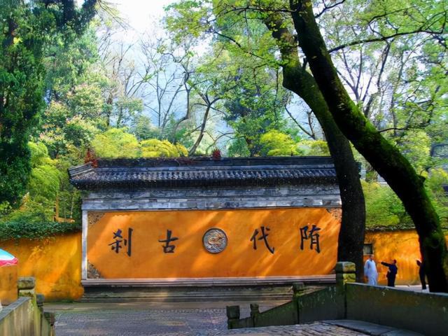 国清寺是一座历史文化古刹也是中国佛教宗派天台宗的诞生地