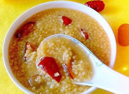 栗子红枣小米粥