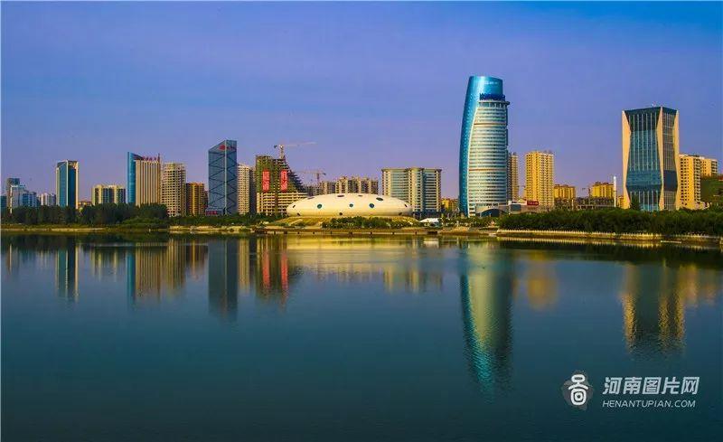 平顶山市新城区白龟湖国家湿地公园.