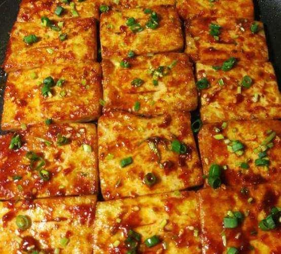 铁板香豆腐制作技术配方.口感软糯,鲜辣适口