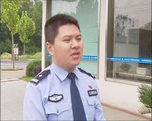 油坊派出所所长 聂朝军