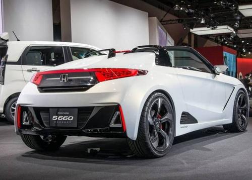 这款敞篷车和法拉利,兰博基尼师出同门