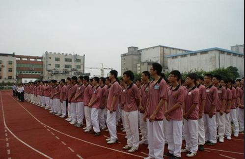 第四中学华侨中学林百欣中学汕头二中东厦中学时光匆匆学生在变校服
