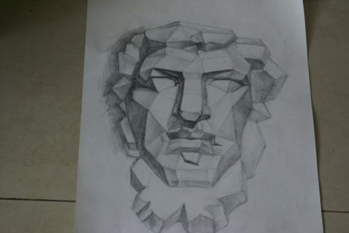 下面这两张是亚历山大的切面挂像,一张是正面,一张是正侧面.