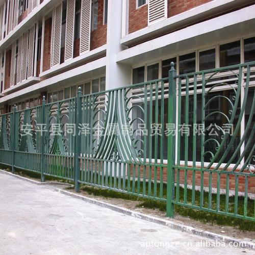 围墙护栏 室外护栏【安平护栏网厂】】价格,厂家,图片,护栏/围栏/栏杆