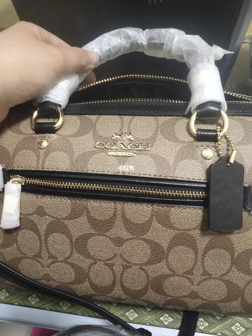 蔻驰波士顿包求鉴定_波士顿包_蔻驰怎么样_时尚_箱包