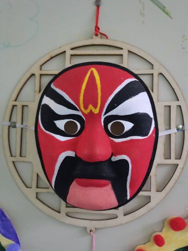 绘京剧脸谱 传国粹文化——文家明德小学五(2)班暑假手工大比拼