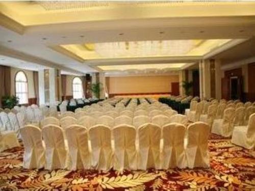 大理美登大酒店 (dali meideng hotel)