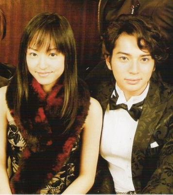 "的井上真央为拍摄片中的结婚场面,日前披上嫁衣现身惠比寿,跟松本润