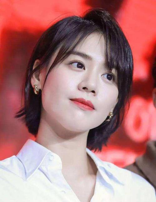 今年最火的发型它叫初恋短发显脸小又减龄明星都爱剪
