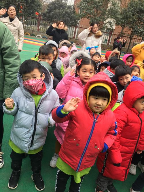 开学第一天:我喜欢上幼儿园! - 美篇