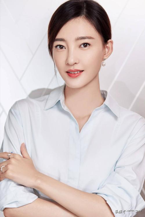 王丽坤:未能羞涩但娇痴