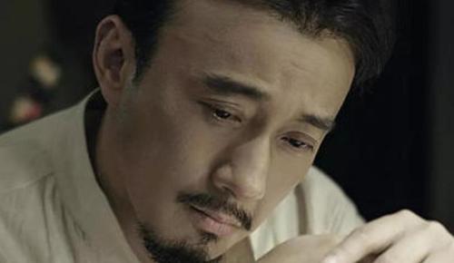 封杀过后,赵立新出现在街头,看上去没有受任何事情的影响