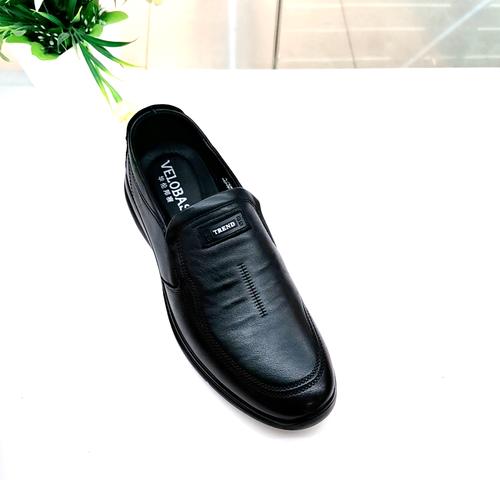 华伦邦赛清爽缝线花边压花低帮套脚男休闲皮鞋