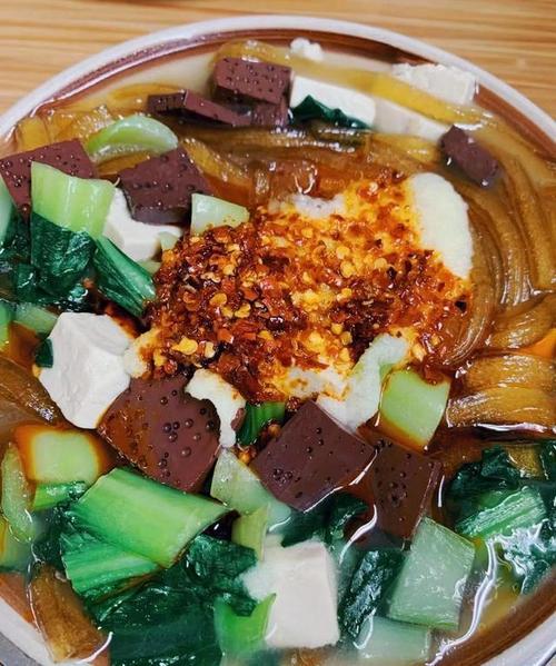 那么对于安阳的朋友来说,回到家乡第一个想吃的就是扁粉菜了.