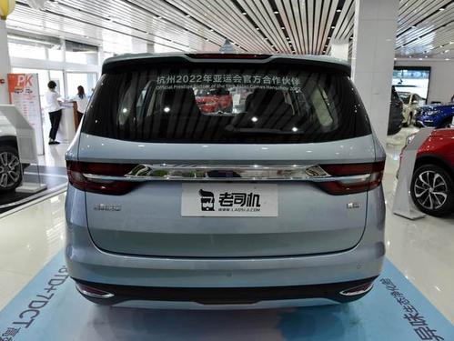 大空间还便宜,实用性比合资车还好,6座mpv,带你看吉利嘉际