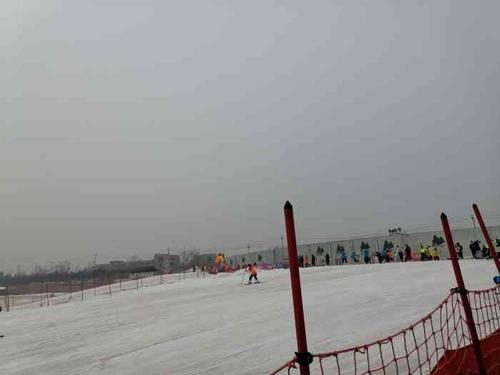 华彬生态园滑雪场-"华彬庄园滑雪场位于昌平南口镇南口农场,从.