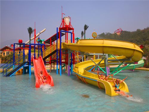 含自助早,享舒适温泉水上乐园
