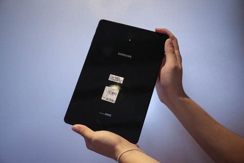三星galaxy watch/galaxy tab s4国行首发实拍