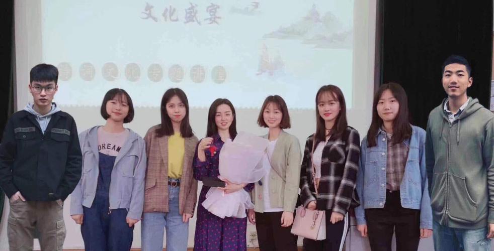 原创诗词大会才女陈珏如传统文化经典是提升人生境界的锦囊