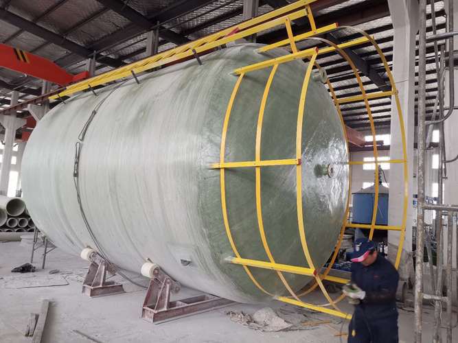 立式玻璃钢储罐玻璃钢储罐与其他容器对比强度高寿命长