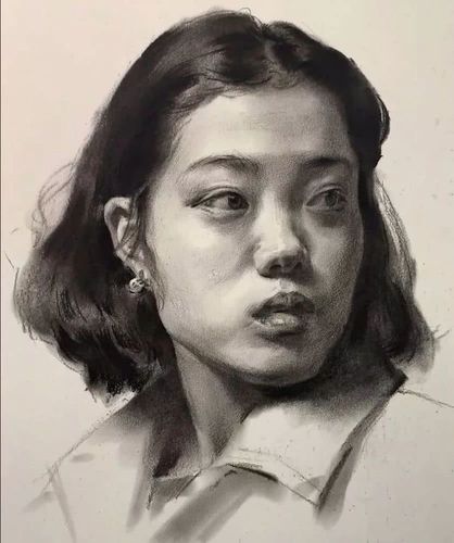 教你画有扭头动态的短发女青年素描头像