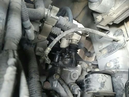 宜昌二手比亚迪比亚迪s6 > 比亚迪s6 2014 发动机外围皮带