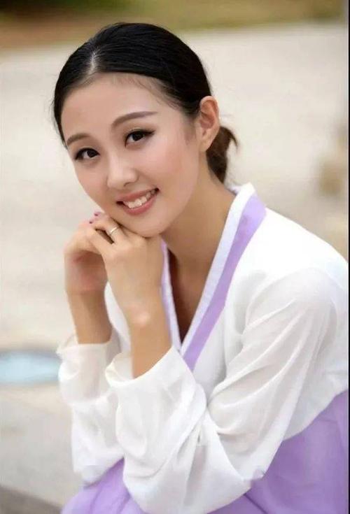 刚拍的,神秘的朝鲜空姐,好美!