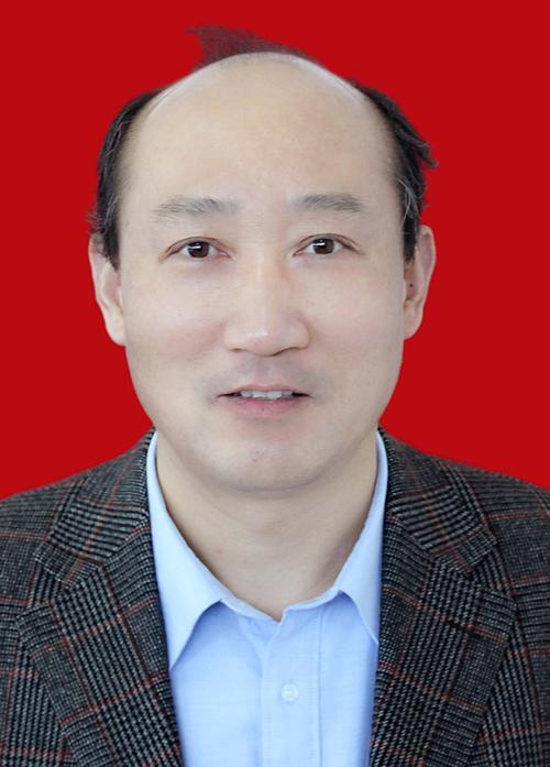 男,汉族,籍贯:安徽省潜山市, 1964年11月生,出生地阜阳市颍州区,大学