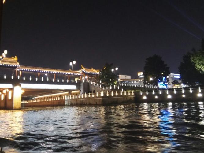苏州古运河游船(新市桥码头)大家好,我11月12号到苏州