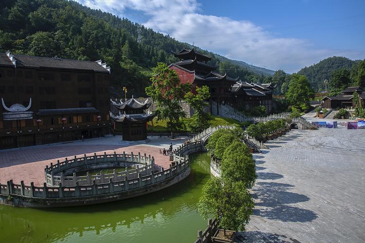 《游重庆》——(六)九黎城风景