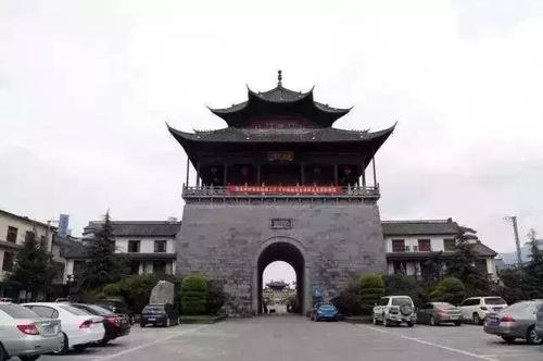 有震撼更有惊喜:到腾冲打卡 这些景点不容错过