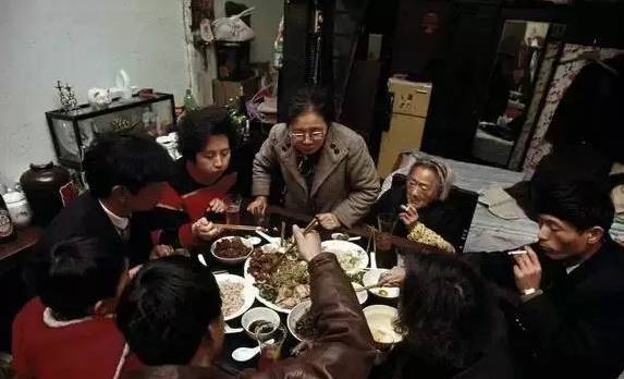 迎春节 | 不同年代的西安人都是怎样过年的?